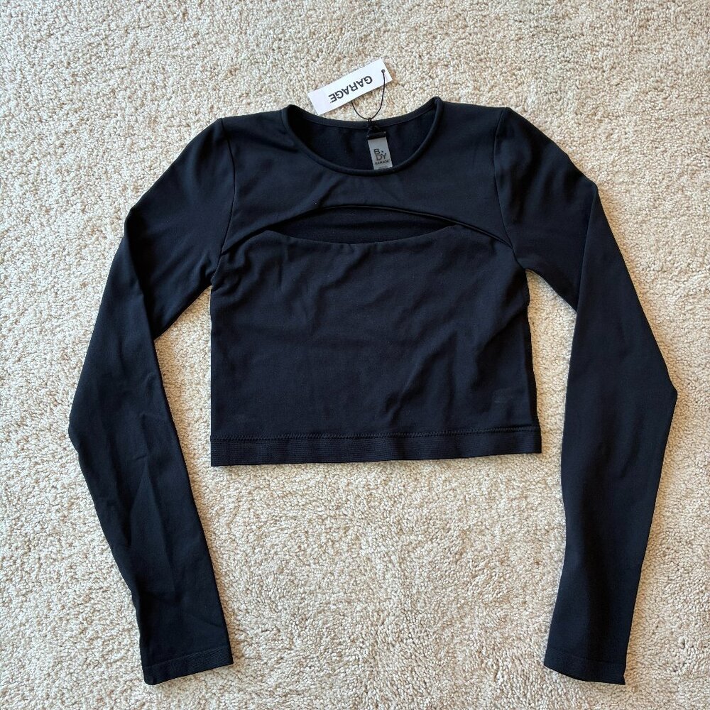 NWT B.Day Garage Open Front Crop Long-Sleeve Sleek Black Top Tee Shirt - Picture 1 of 9